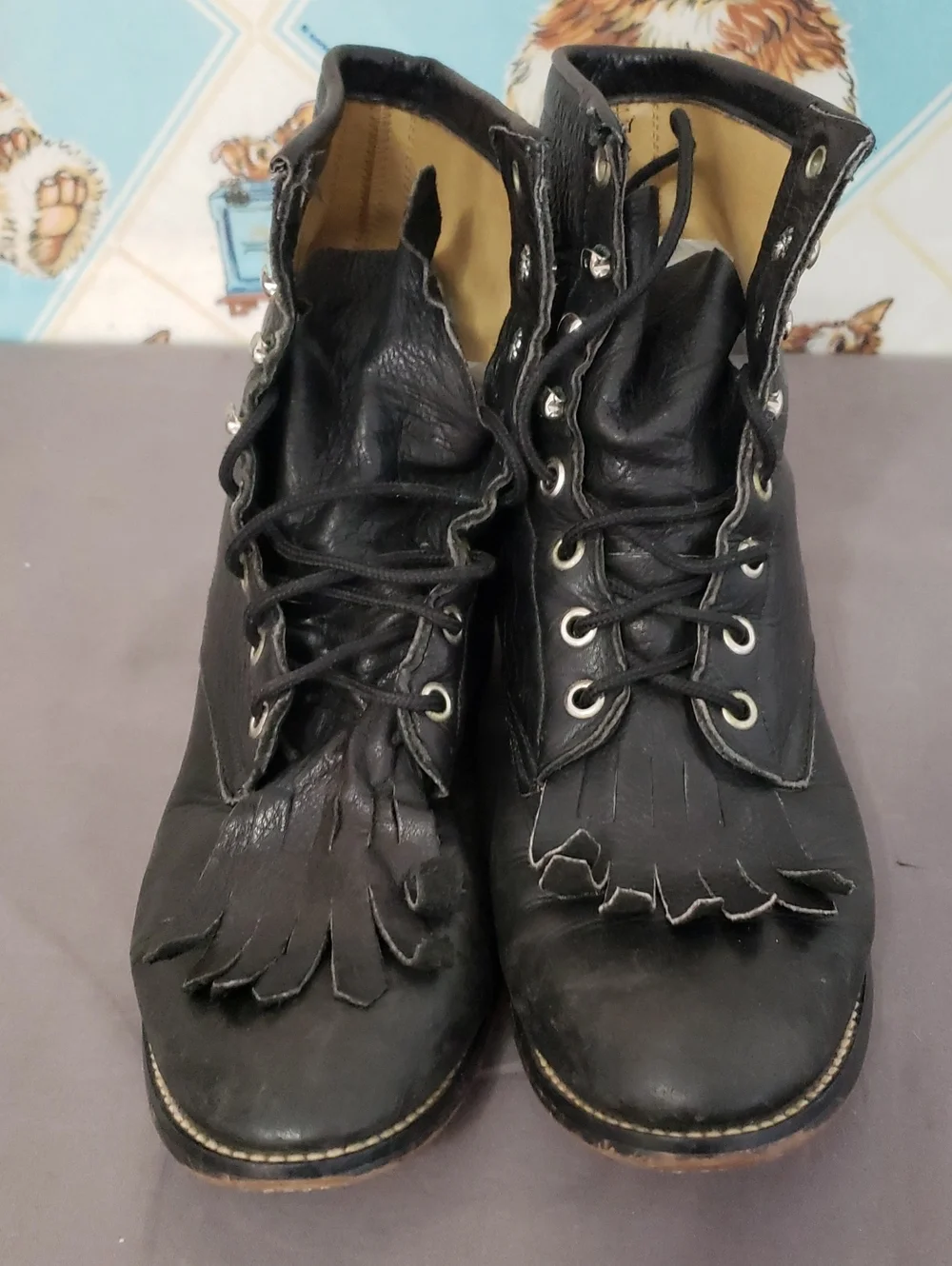 Justin Boots rugged black